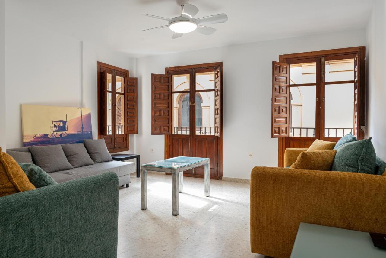 2D Apartamento En Albaycin, Con Parking グラナダ エクステリア 写真